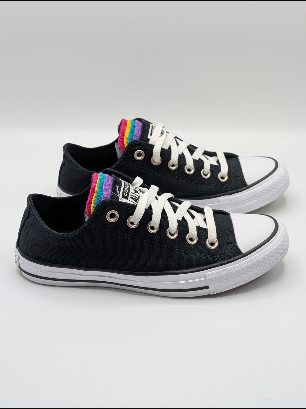 Converse Chuck Taylor All Star  Unisex M 6 W 8 Low Top Sneakers Rainbow Tongue - Picture 10 of 10